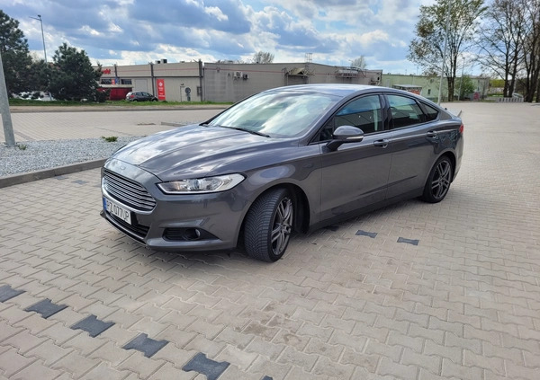Ford Mondeo cena 44900 przebieg: 222800, rok produkcji 2016 z Swarzędz małe 254